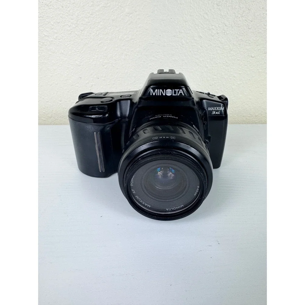 Minolta Maxxum 3xi 35mm‎ Film Camera AF 35-80mm Lens + Skylight Filter Untested